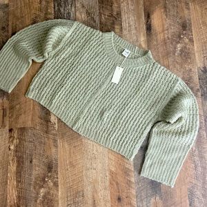 Cropped wool sweater